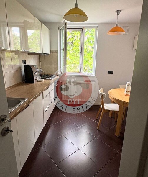 Titan | Apartament 3 camere | Decomandat | 65mp | B11549