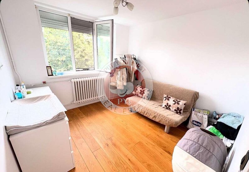 Titan | Apartament 3 camere | Decomandat | 65mp | B11549